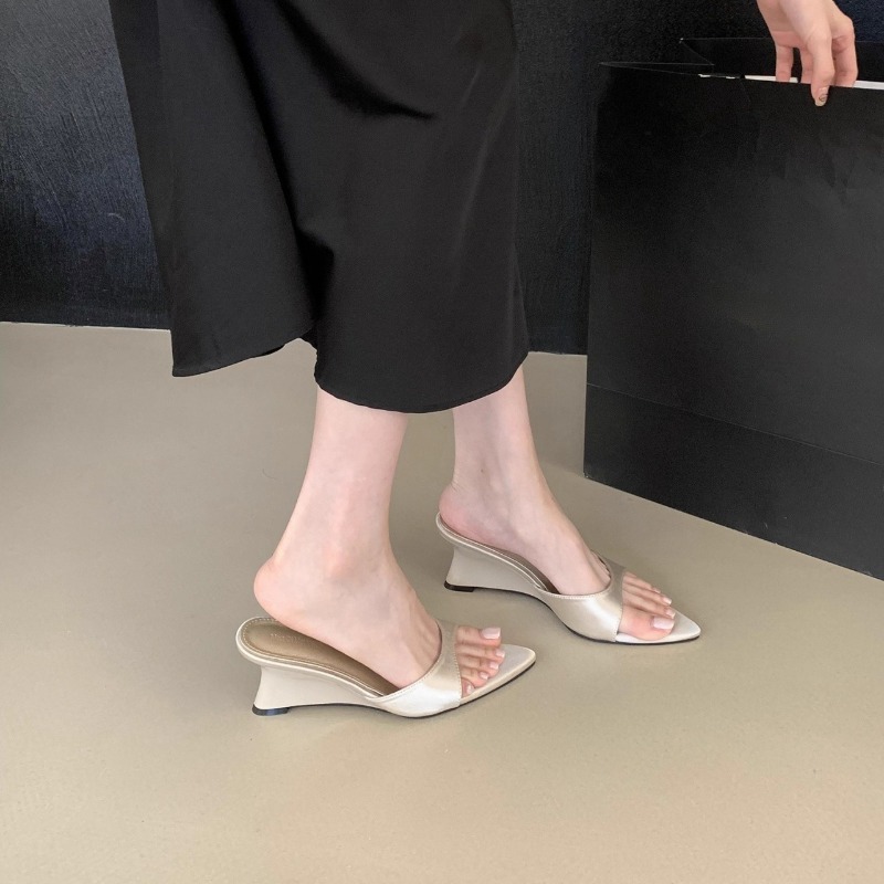 Summer Clothing Office - Новые летние модные шлепанцы на танкетке