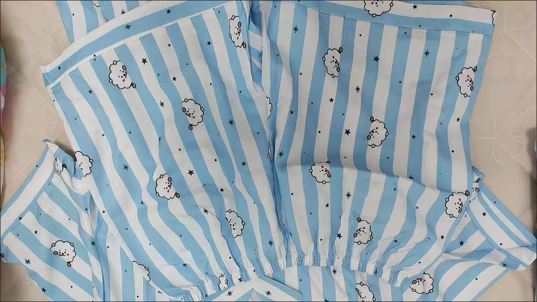 Летний комплект BT21 унисекс:  – обзор и цена Summer Clothing Holiday
